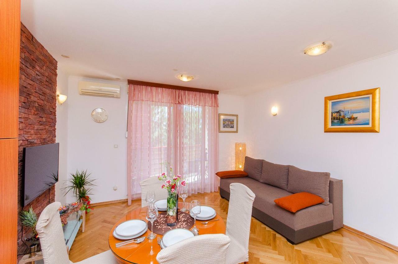 Apartment Lucija Σπλιτ Εξωτερικό φωτογραφία