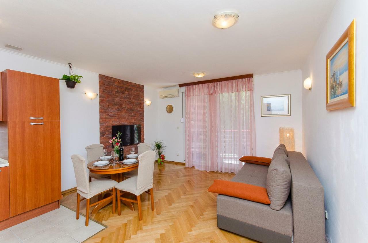 Apartment Lucija Σπλιτ Εξωτερικό φωτογραφία