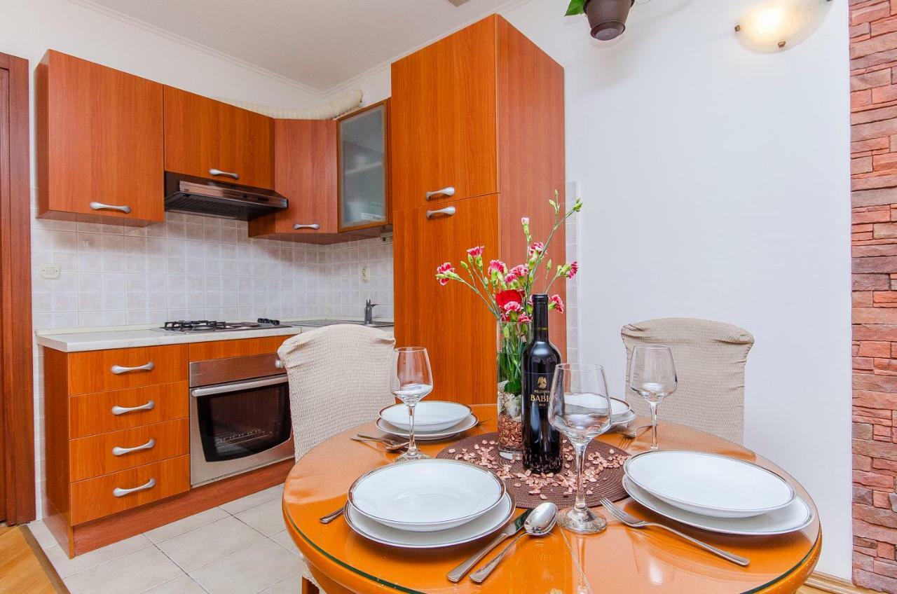Apartment Lucija Σπλιτ Εξωτερικό φωτογραφία